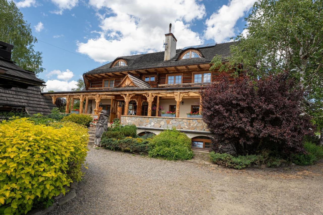 Gosciniec Debowa Gazdowka Bed and Breakfast Ustrzyki Dolne Εξωτερικό φωτογραφία