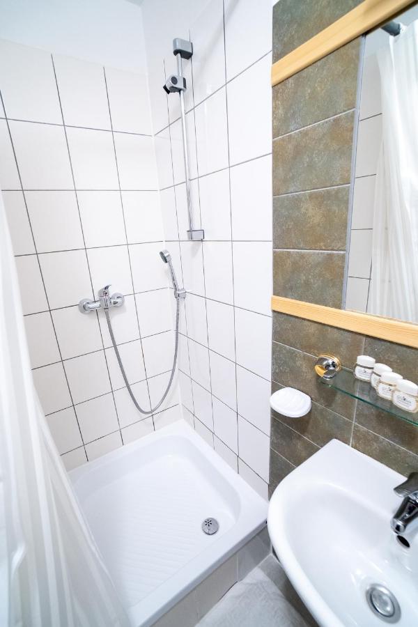 Gosciniec Debowa Gazdowka Bed and Breakfast Ustrzyki Dolne Εξωτερικό φωτογραφία