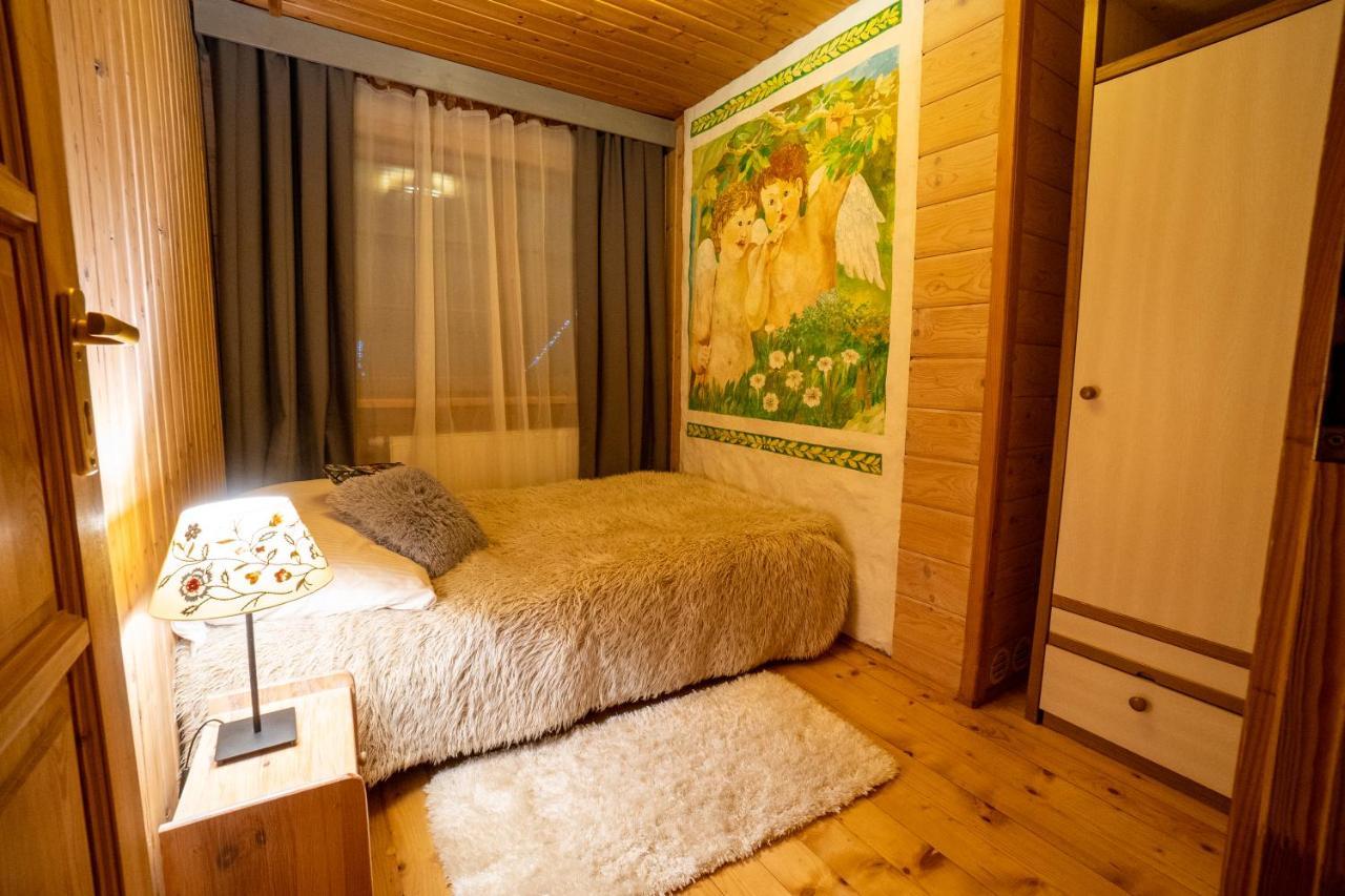 Gosciniec Debowa Gazdowka Bed and Breakfast Ustrzyki Dolne Εξωτερικό φωτογραφία
