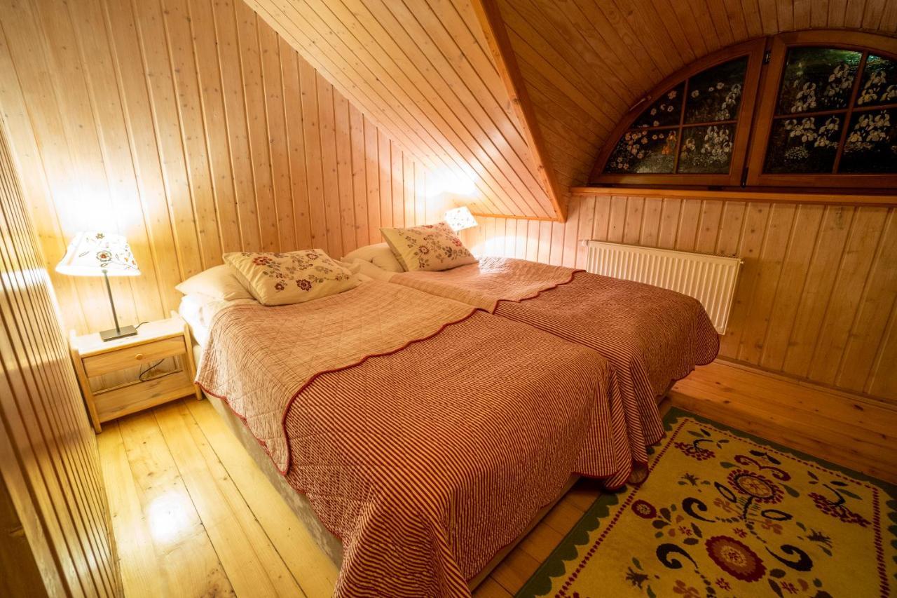 Gosciniec Debowa Gazdowka Bed and Breakfast Ustrzyki Dolne Εξωτερικό φωτογραφία
